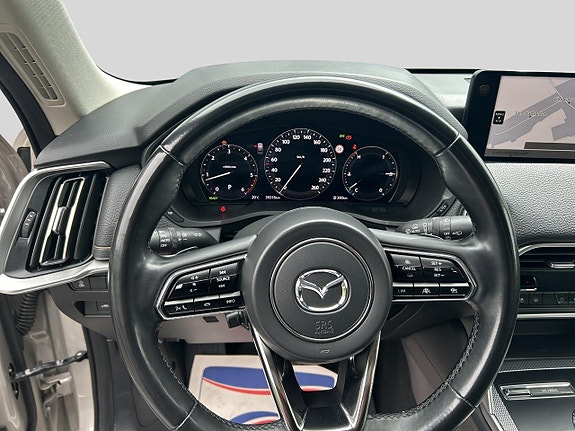 Mazda CX-60 8 of 17