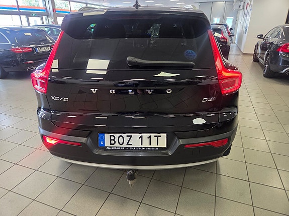 Volvo XC40 6 of 26