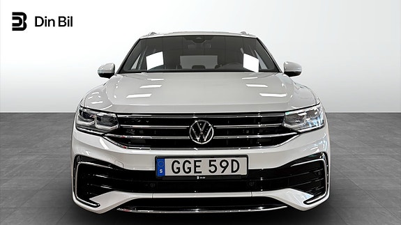Volkswagen Tiguan Allspace 4 of 5