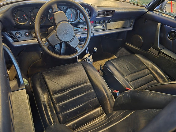 Porsche 911 Targa 5 of 5