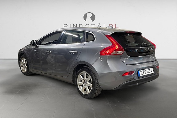 Volvo V40 5 of 16
