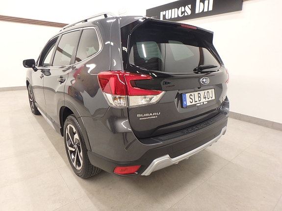 Subaru Forester 3 of 5