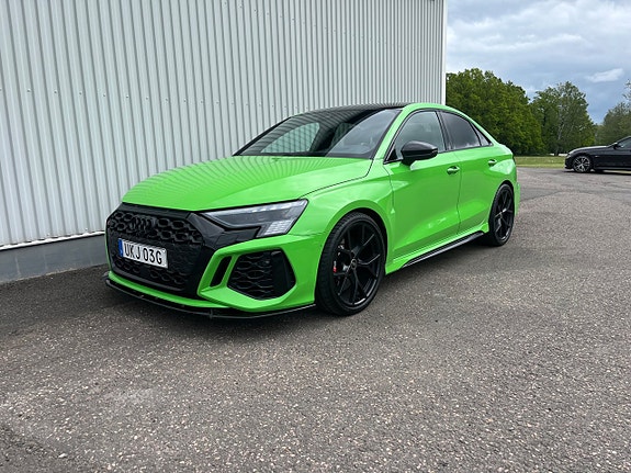 Audi RS3 2 of 5
