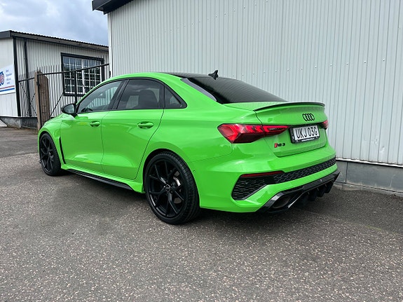 Audi RS3 4 of 5
