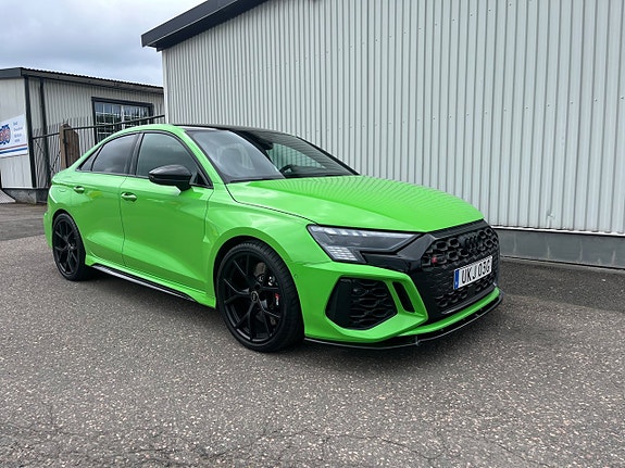 Audi RS3 3 of 5