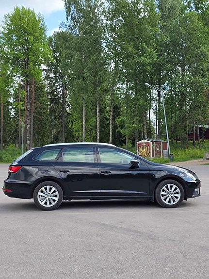 Seat Leon 4 of 5