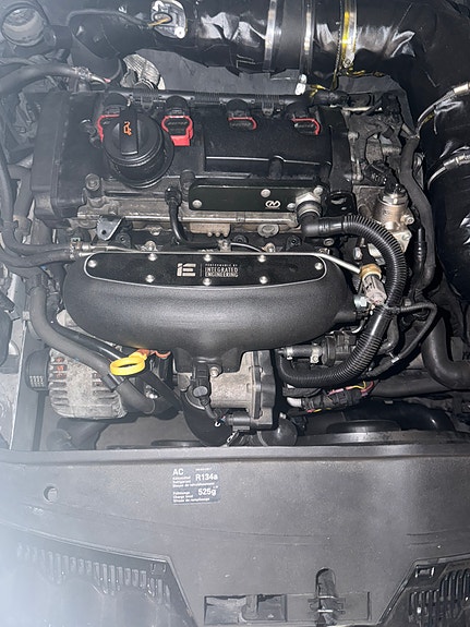 Volkswagen Golf V 4 of 5