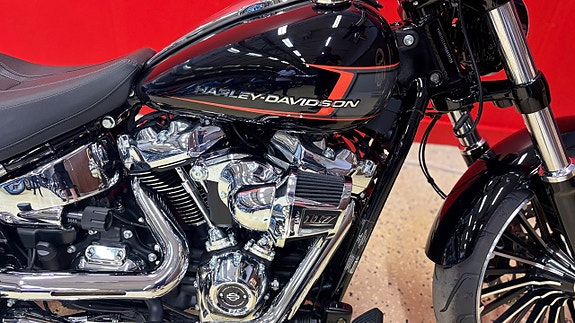 Harley-Davidson Breakout 0 MIL HELT ORG. 3 of 6