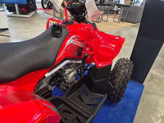 Polaris 110 OUTLAW -26 3 of 3