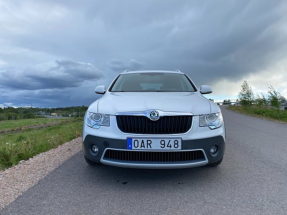 Skoda Superb 8 of 19