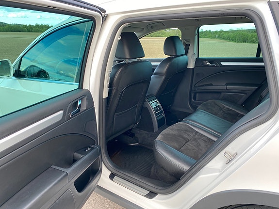 Skoda Superb 11 of 19