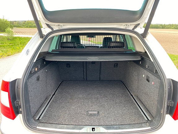 Skoda Superb 9 of 19