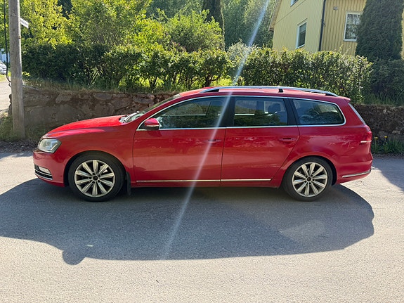 Volkswagen Passat 2 of 4