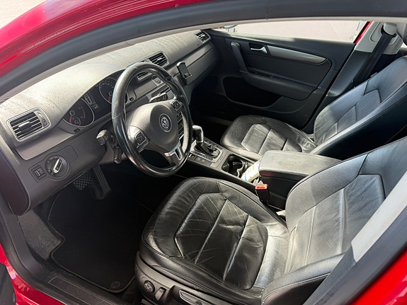 Volkswagen Passat 4 of 4