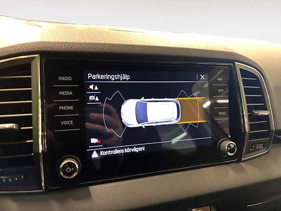 Skoda Karoq 17 of 23