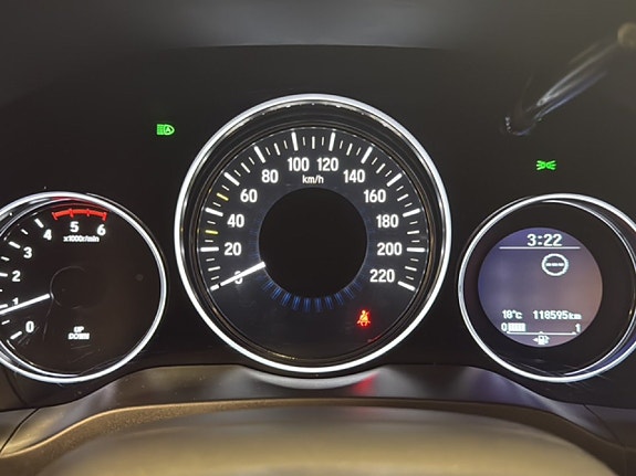 Honda HR-V 10 of 15