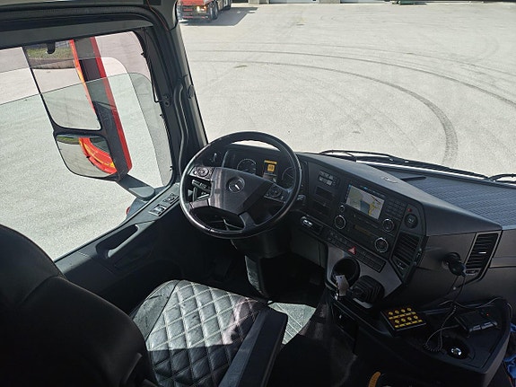 Mercedes-Benz Arocs 3251 Tungflakbärgare FALKOM Scorpion 19 of 21