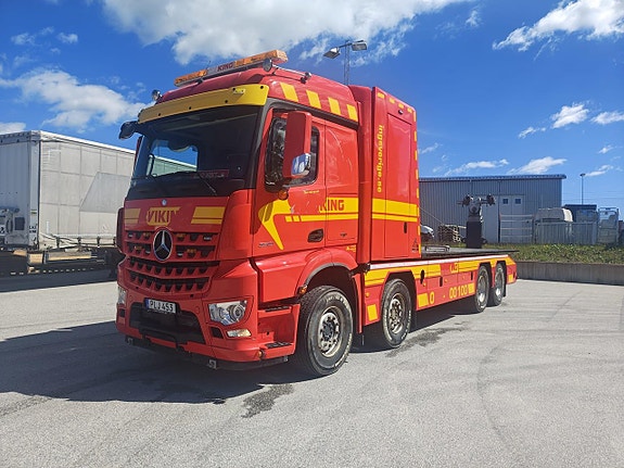Mercedes-Benz Arocs 3251 Tungflakbärgare FALKOM Scorpion