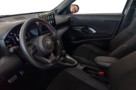 Toyota Yaris Cross 12 of 26