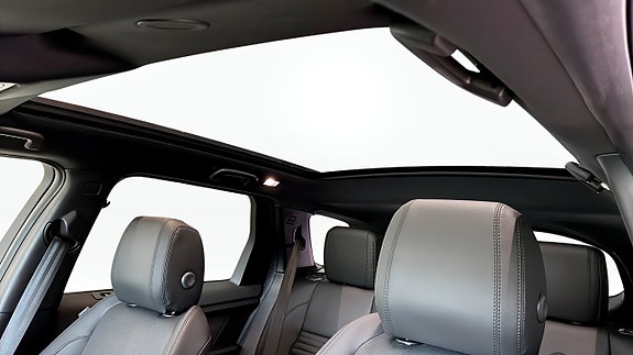 Land Rover Discovery Sport 12 of 12