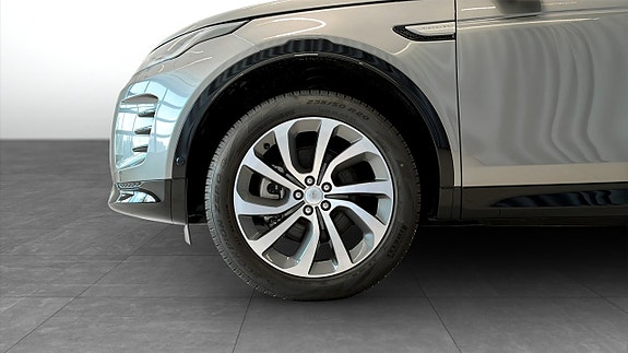 Land Rover Discovery Sport 9 of 12