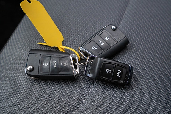Volkswagen Tiguan Allspace 3 of 5