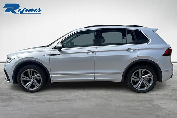 Volkswagen Tiguan 2 of 5