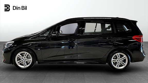 BMW 220d 2 of 12