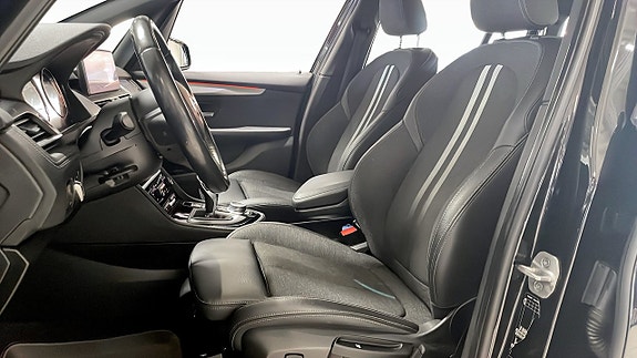 BMW 220d 8 of 12