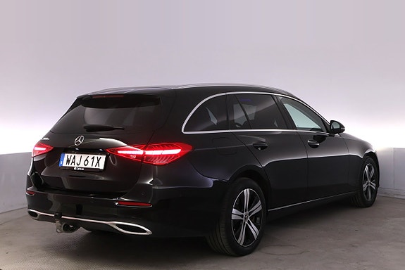 Mercedes-Benz C300 5 of 5