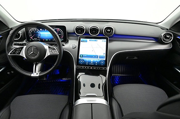 Mercedes-Benz C300 6 of 27