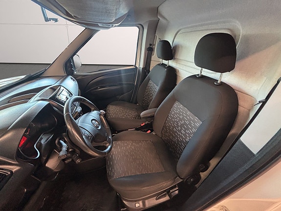 Opel Combo 16 of 23