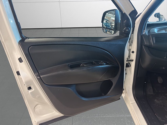 Opel Combo 14 of 23