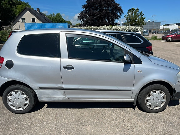 Volkswagen Fox 2 of 5