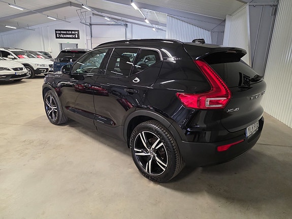 Volvo XC40 5 of 5