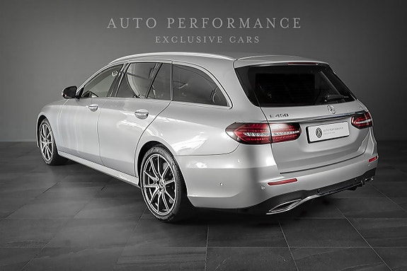 Mercedes-Benz E450 2 of 10