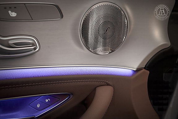 Mercedes-Benz E450 7 of 10
