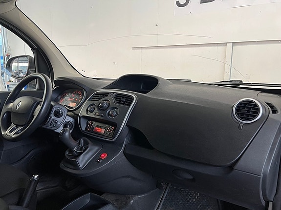 Renault Kangoo Express 10 of 13