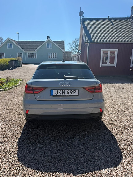 Audi A1 3 of 5