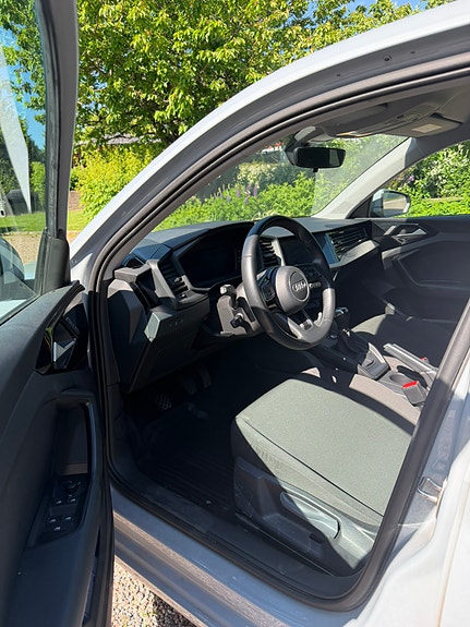 Audi A1 4 of 5