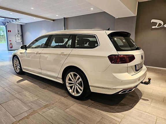 Volkswagen Passat 6 of 27