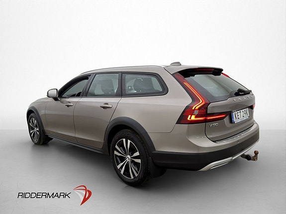 Volvo V90 Cross Country 6 of 30