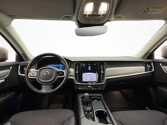 Volvo V90 Cross Country 13 of 30