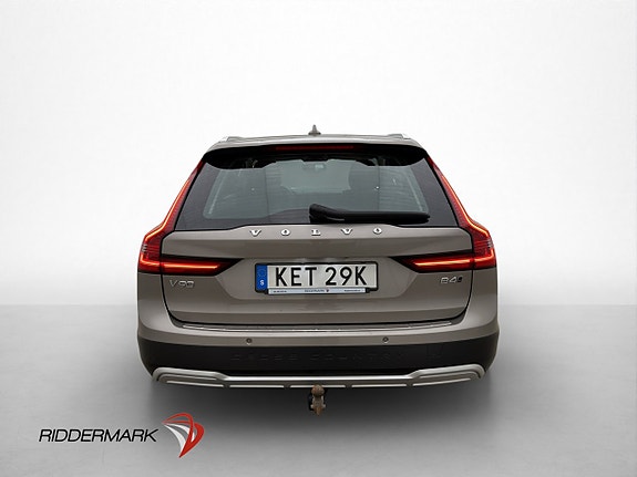 Volvo V90 Cross Country 7 of 30