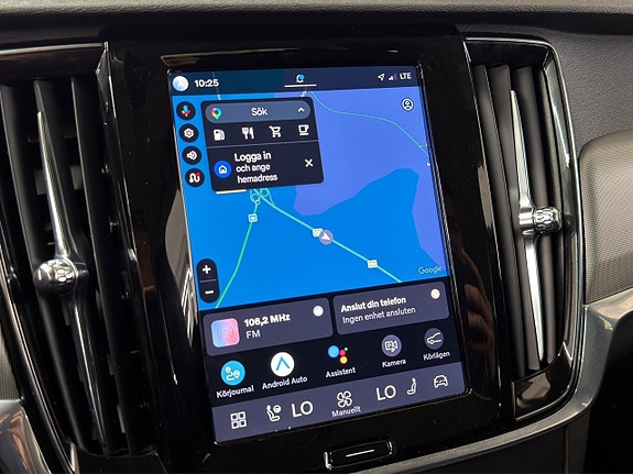 Volvo V90 Cross Country 19 of 30