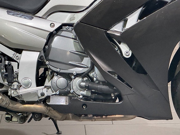 Yamaha FJR1300 ABS 3 of 7