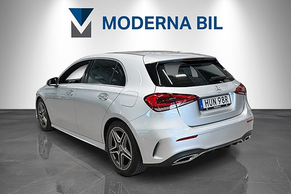 Mercedes-Benz A200 4 of 5