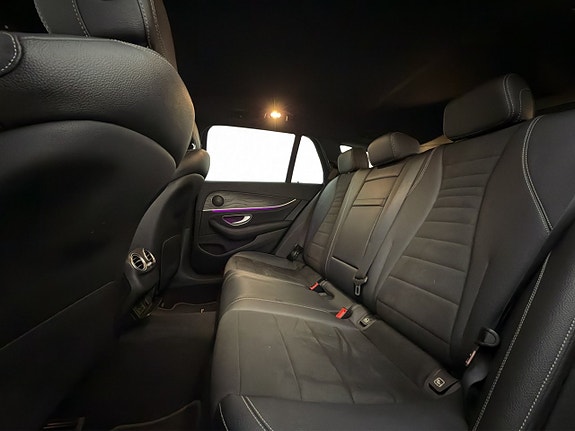 Mercedes-Benz E300 13 of 30