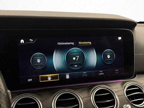 Mercedes-Benz E300 25 of 30