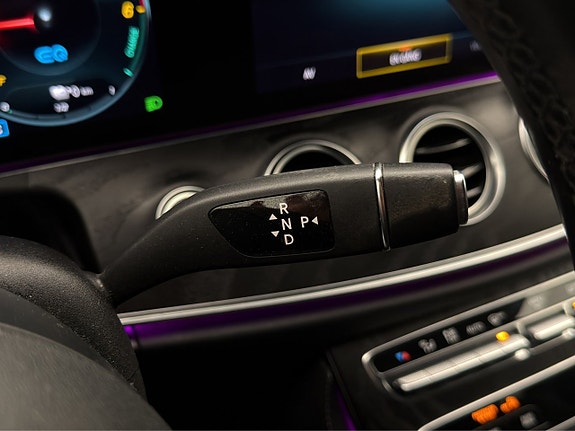 Mercedes-Benz E300 29 of 30